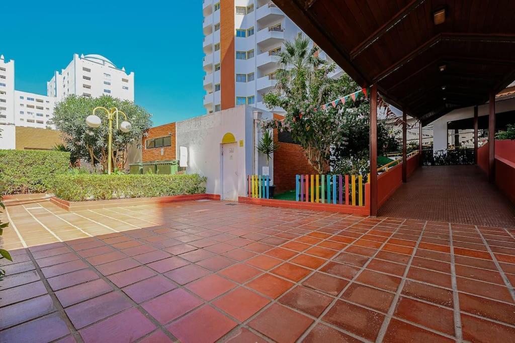 T2 With Pool, 300M From The Beach Portimão Εξωτερικό φωτογραφία