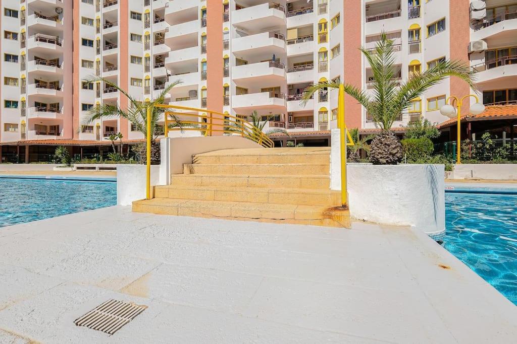 T2 With Pool, 300M From The Beach Portimão Εξωτερικό φωτογραφία
