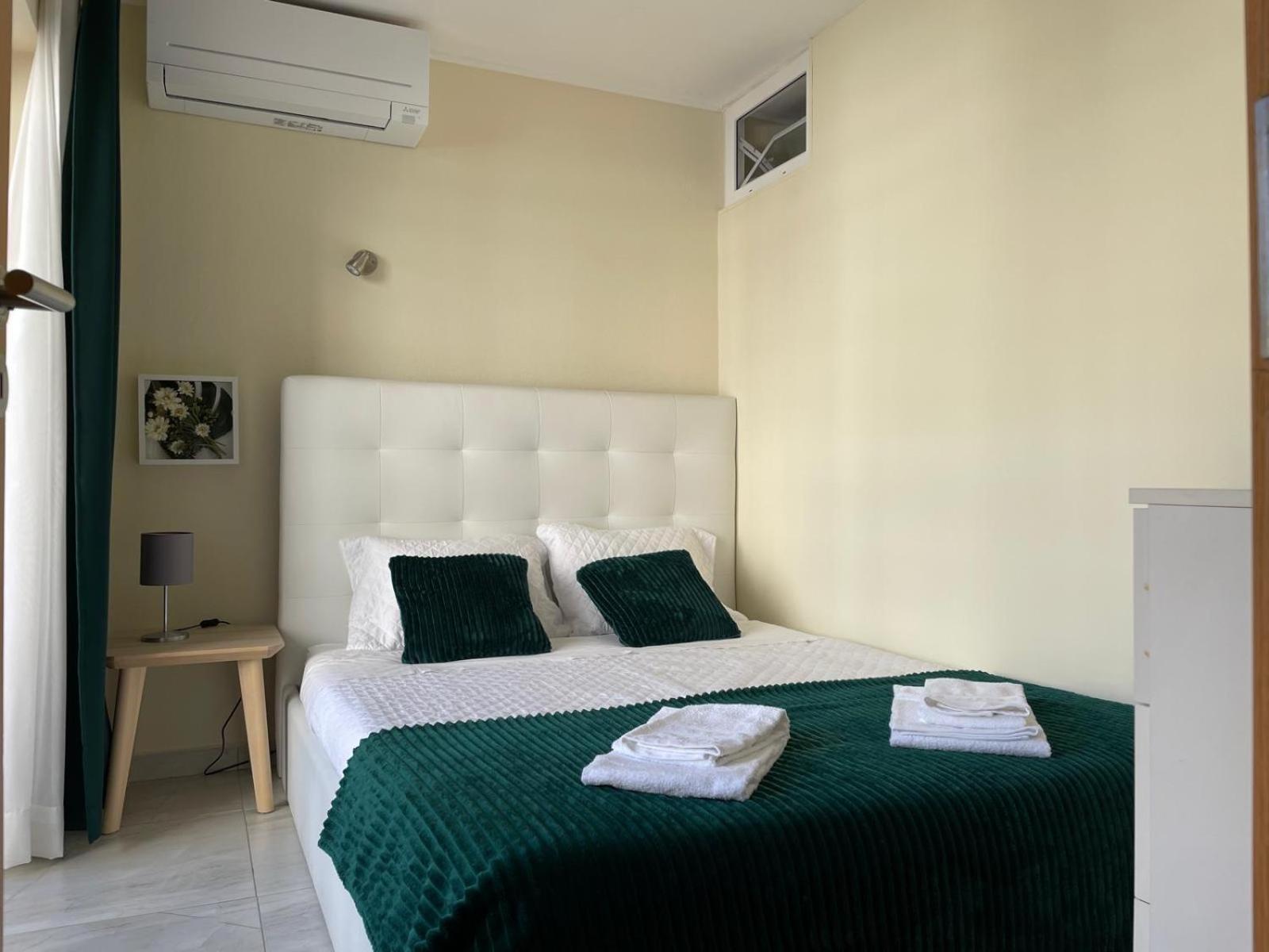 T2 With Pool, 300M From The Beach Portimão Εξωτερικό φωτογραφία