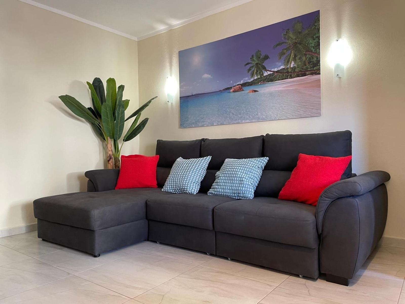 T2 With Pool, 300M From The Beach Portimão Εξωτερικό φωτογραφία